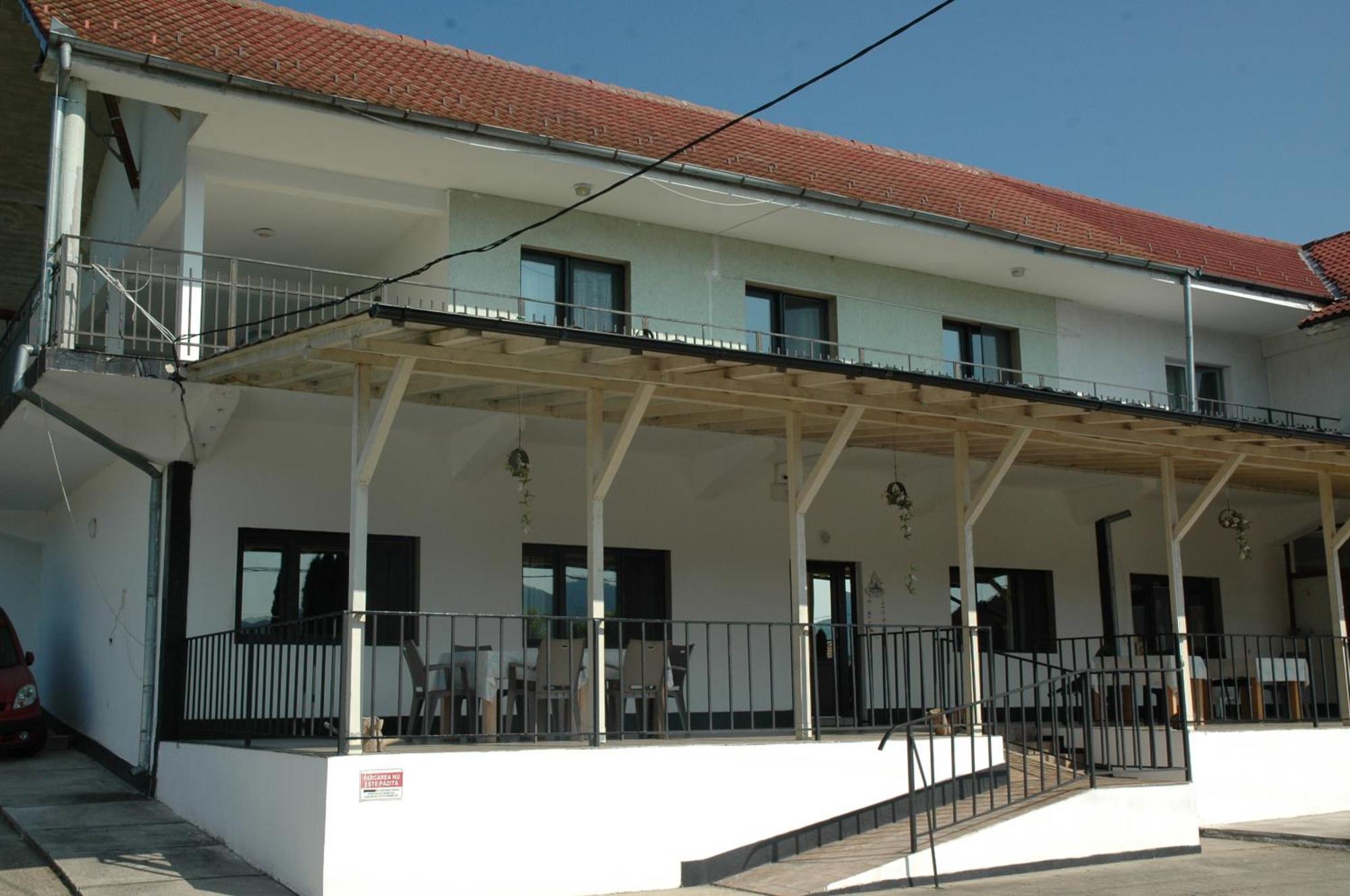 Casa Geppo - Camere De Inchiriat Ieşelniţa Екстериор снимка